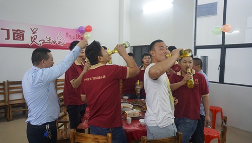 富軒員工生日會，歡樂溫暖時光！