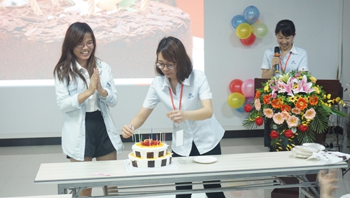 富軒員工生日會，歡樂溫暖時光！