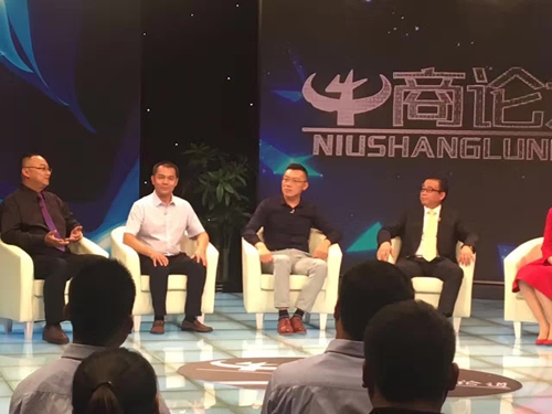 富軒門(mén)窗受邀出席CCTV《牛商論道》節(jié)目