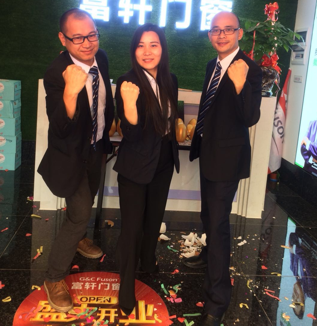 房縣富軒門窗開業(yè)引爆全城，兩小時突破30萬訂單!