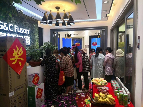 山東萊州富軒門窗店面升級(jí)開業(yè)，現(xiàn)金紅包送不停